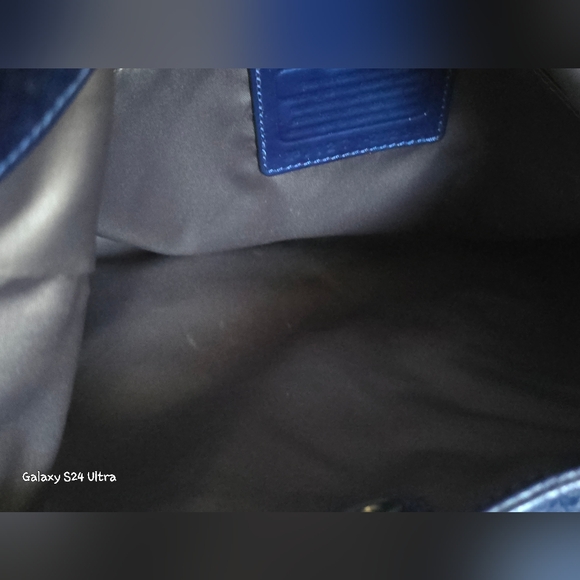 Coach Madison Maggie Patent Leather Shoulder Bag EUC w/ Twilly & Charm - Picture 8 of 17